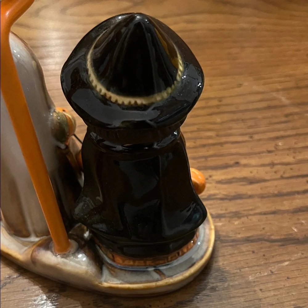 Yankee Candle Ronnie Walter‎ Halloween Witch and Cat Candle Holder